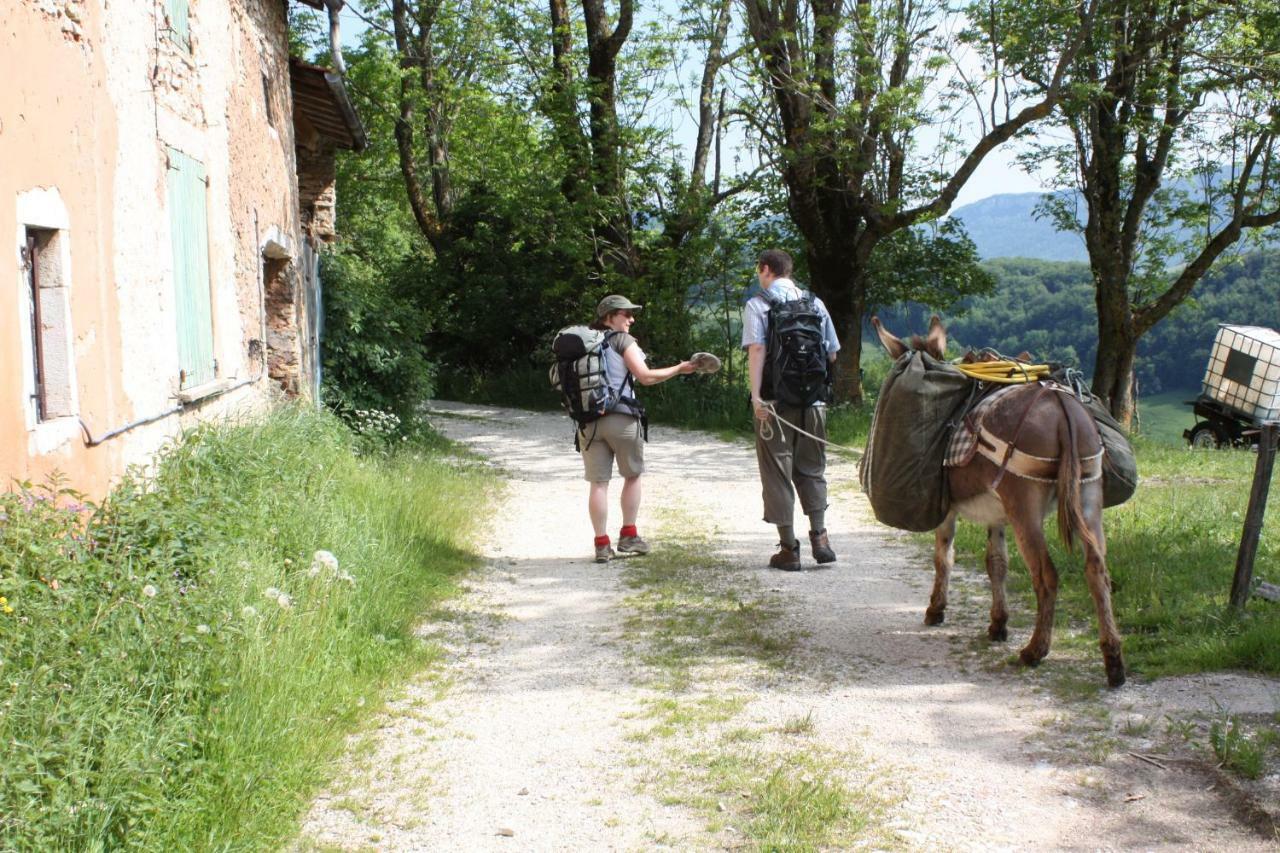 Valcaris: Gites, Chambre D'Hotes Et Tables D'Hotes Le Chaffal Exterior foto